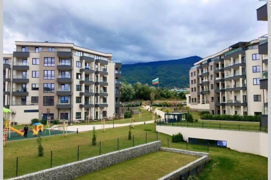 Yellow Apart @ Vitosha, Sofia 아파트 외부 사진