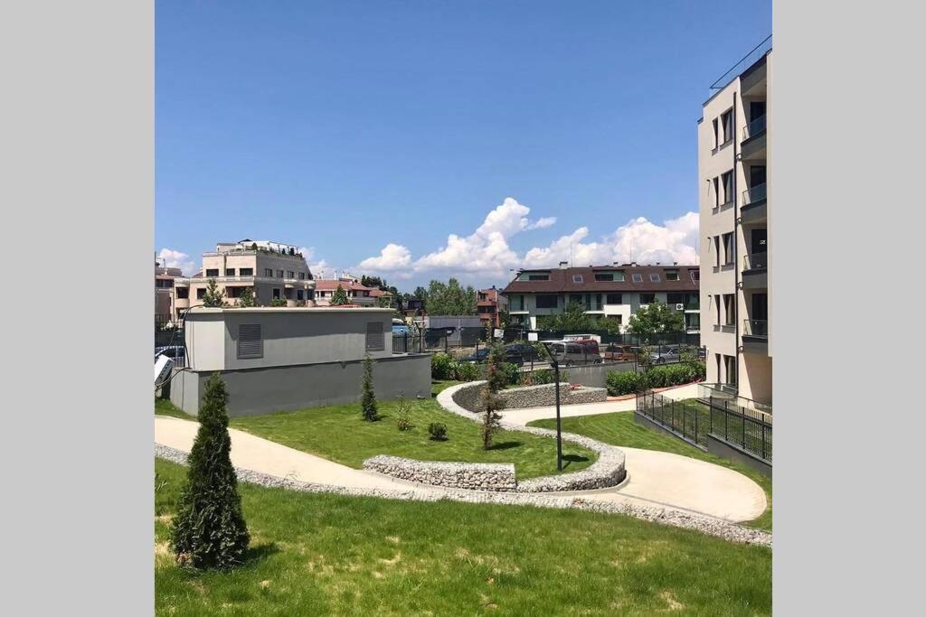 Yellow Apart @ Vitosha, Sofia 아파트 외부 사진